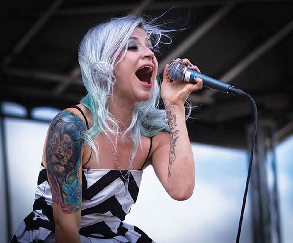 lacey Sturm - Flyleaf